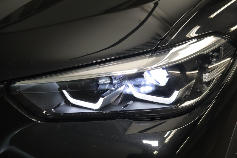 Vehicle image BMW X5