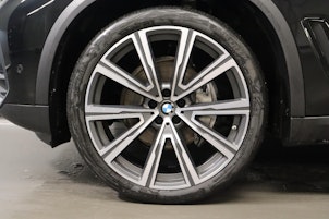 Vehicle image BMW X5 30d xDrive SAG
