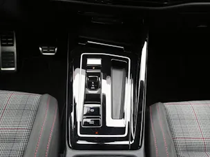 VW Golf 8.5 2.0 TSI DSG GTI Black Style (2025)