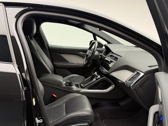 Vehicle image JAGUAR I-PACE