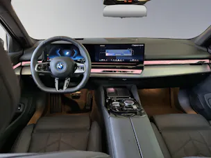 BMW 550e xDrive M Sport