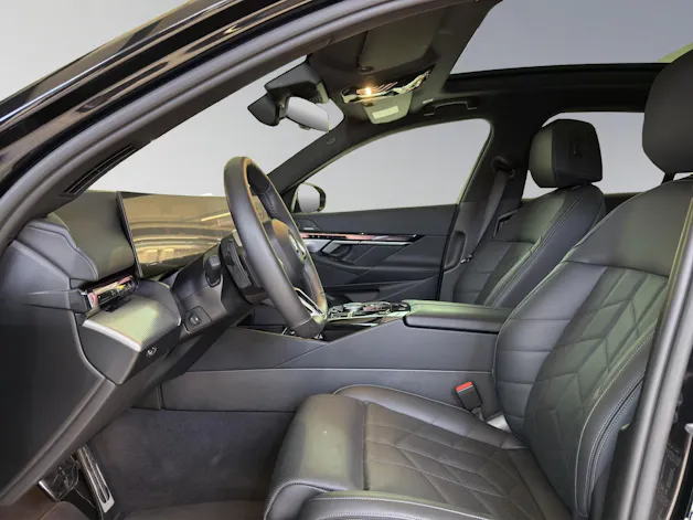 BMW 550e xDrive M Sport