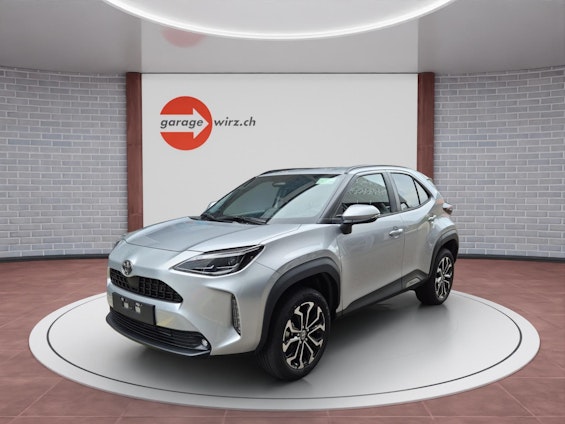 First vehicle image First vehicle image