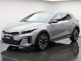First vehicle image