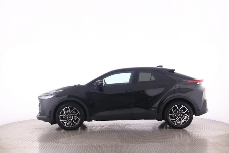 Vehicle image TOYOTA C-HR