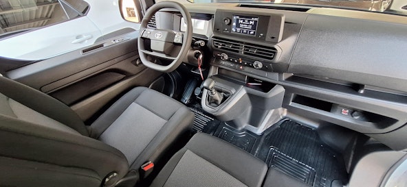 Vehicle image 5 Vehicle image 5