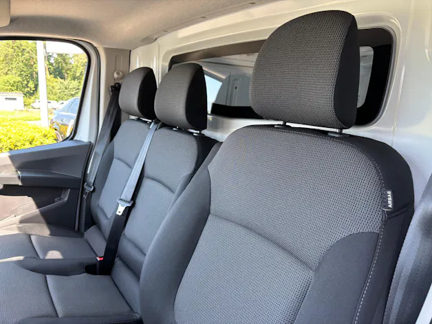 Nissan Primastar Kaw. 3.0 t L1 H1 2.0 dCi 130 Acenta