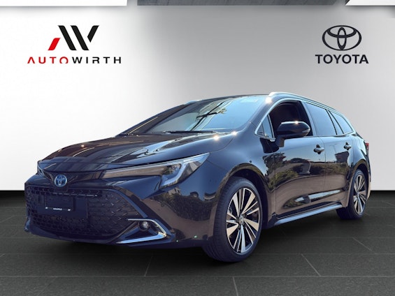 First vehicle image