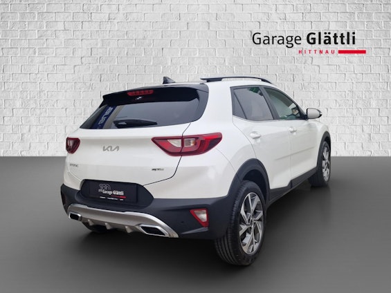 Vehicle image 2 Vehicle image 2