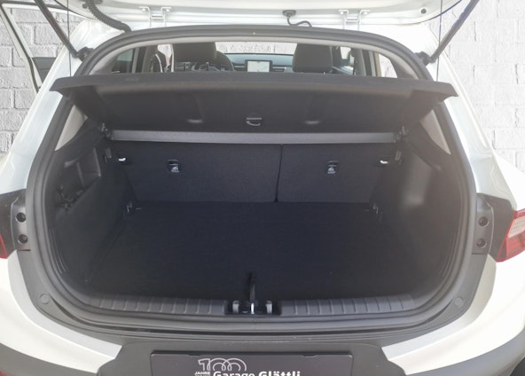 Vehicle image 9 Vehicle image 9