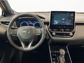 Vehicle image TOYOTA Corolla Cross 2.0 HSD Premium AWD-i