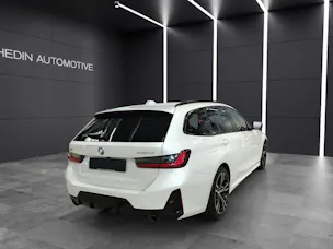 BMW 330d xDrive SAG Touring