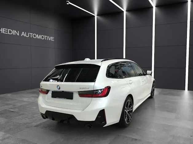 BMW 330d xDrive SAG Touring