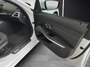 BMW 330d xDrive SAG Touring
