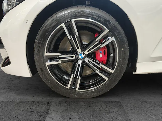 BMW 330d xDrive SAG Touring