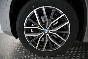immagine del veicolo BMW X1 30e xDrive