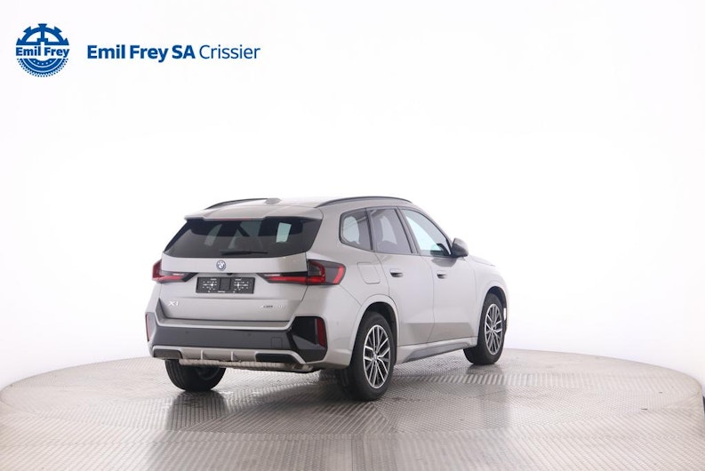 Vehicle image BMW X1