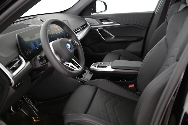 Vehicle image BMW X1