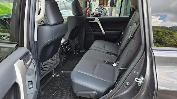 Vehicle image 10 Vehicle image 10