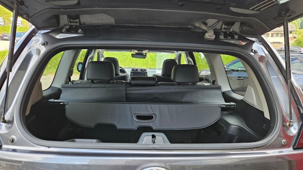 Vehicle image 4 Vehicle image 4