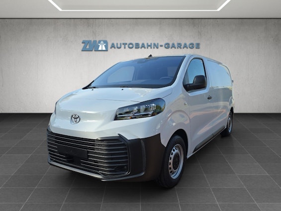 First vehicle image