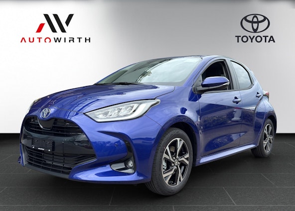 First vehicle image First vehicle image