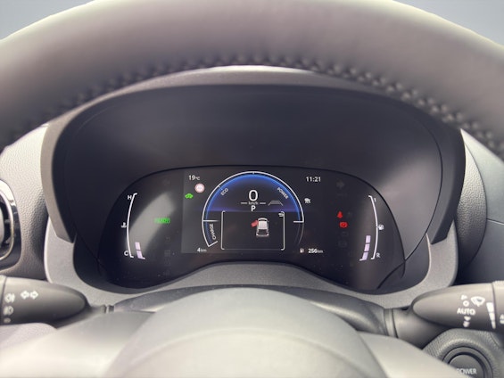 Vehicle image 10 Vehicle image 10