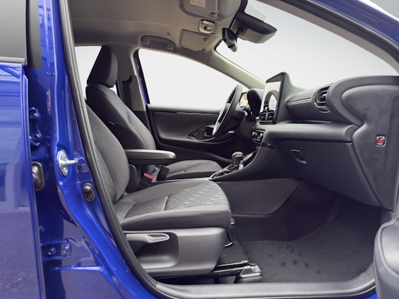 Vehicle image 15 Vehicle image 15