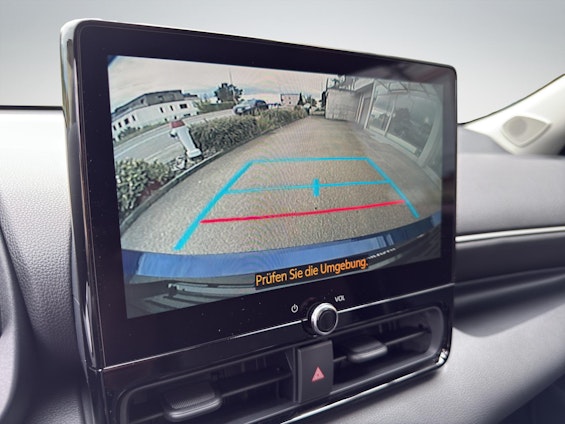 Vehicle image 13 Vehicle image 13