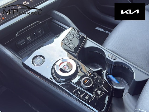 Vehicle image 12 Vehicle image 12