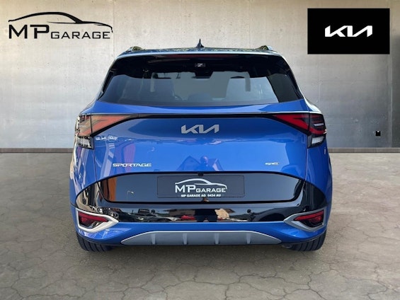 Vehicle image 4 Vehicle image 4