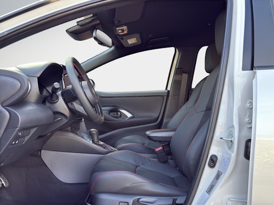 Vehicle image 8 Vehicle image 8