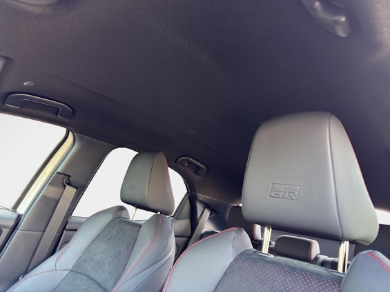 Vehicle image 19 Vehicle image 19