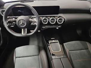 Mercedes-Benz A 250 4Matic AMG Line