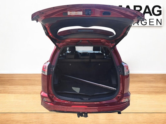 Vehicle image 4 Vehicle image 4