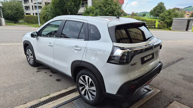 Suzuki S-Cross 1.4 T Compact Top Hybrid 4x4