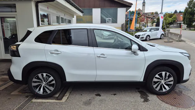 Suzuki S-Cross 1.4 T Compact Top Hybrid 4x4