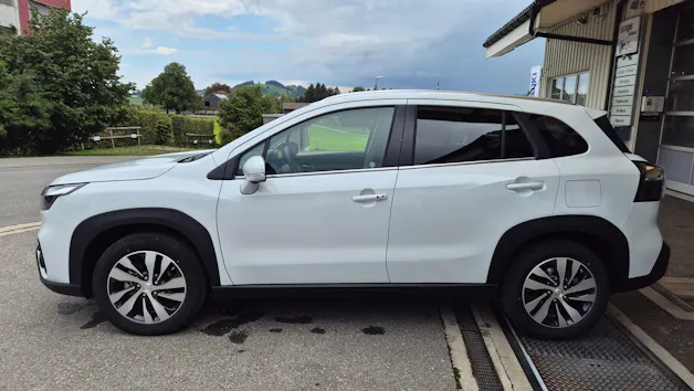 Suzuki S-Cross 1.4 T Compact Top Hybrid 4x4