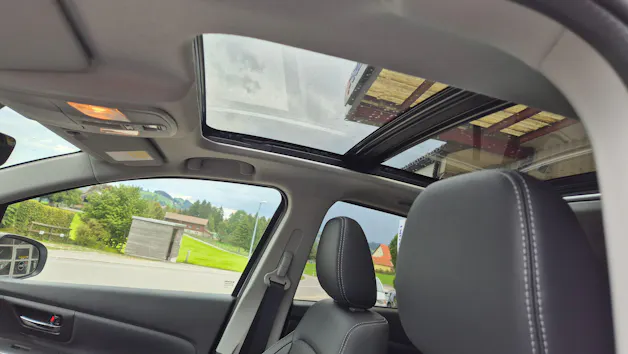 Suzuki S-Cross 1.4 T Compact Top Hybrid 4x4