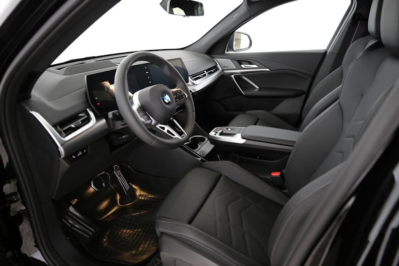 Vehicle image BMW X2
