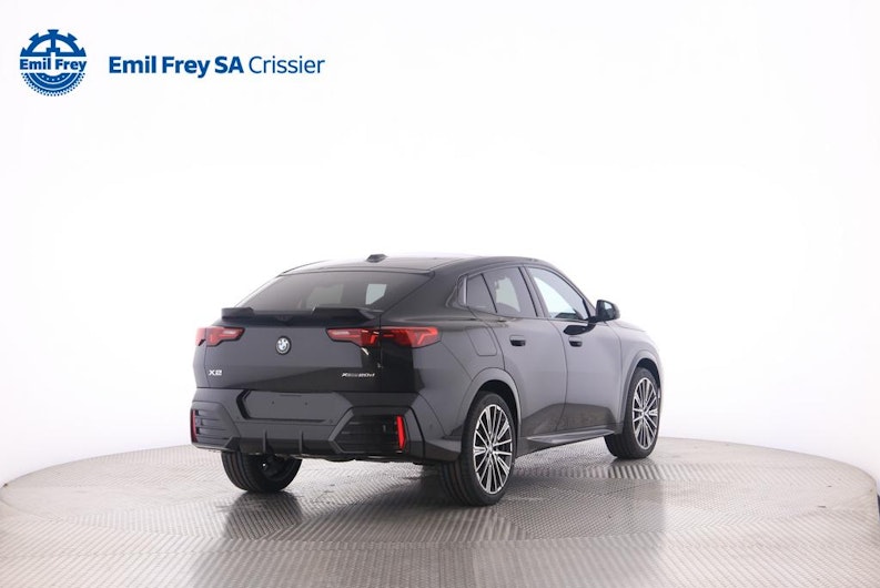 Vehicle image BMW X2