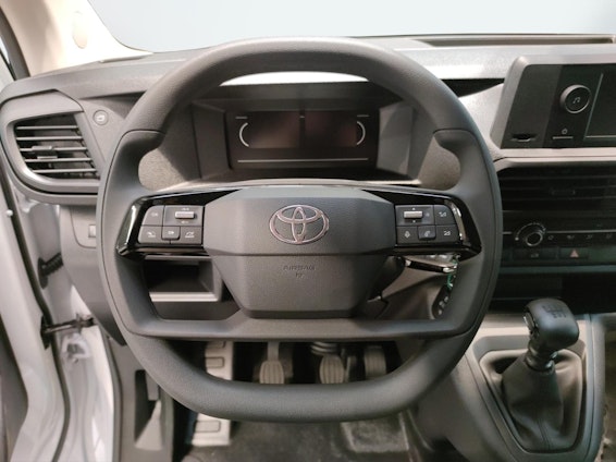 Vehicle image 12 Vehicle image 12