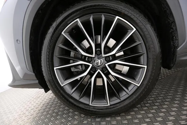 Lexus NX 450h+ Excellence