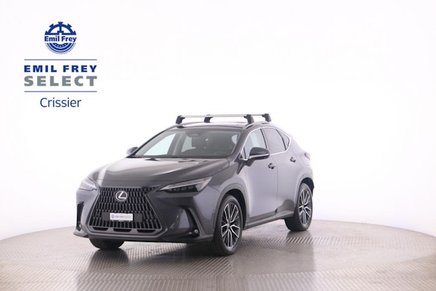 First vehicle image