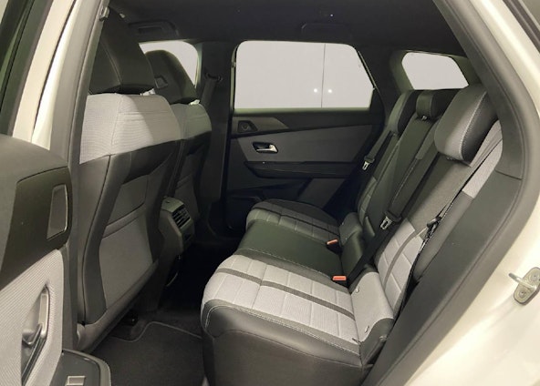 Vehicle image 10 Vehicle image 10