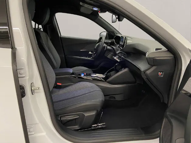 Peugeot 2008 1.2 Hybrid Allure Premium