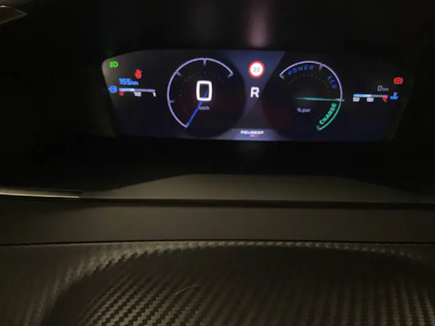 Peugeot 2008 1.2 Hybrid Allure Premium