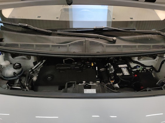 Vehicle image 5 Vehicle image 5