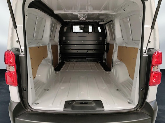 Vehicle image 7 Vehicle image 7