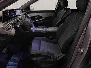 Peugeot 5008 1.2 Hybrid Allure Premium